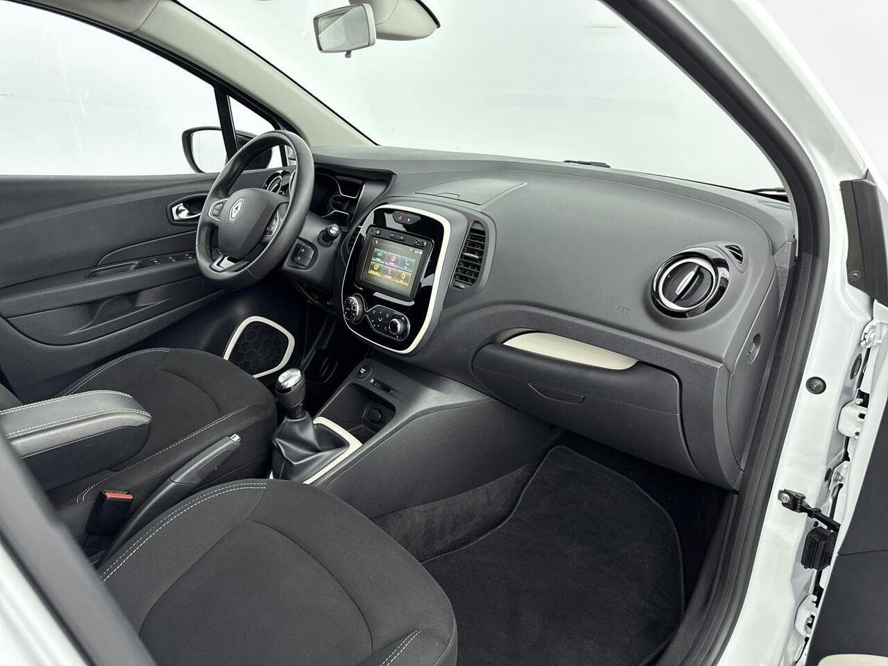 Renault CAPTUR 0.9 TCe Limited | Apple Carplay & Android Auto | Airco | Cruise Control | Navigatie | Stoelverwarming | Lichtmetalen Velgen 16" |