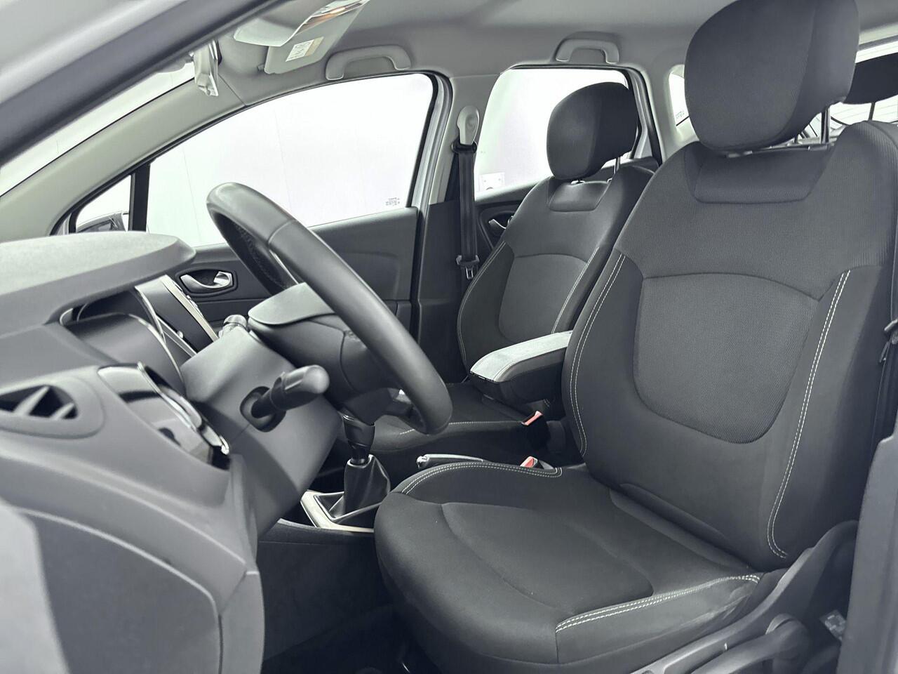 Renault CAPTUR 0.9 TCe Limited | Apple Carplay & Android Auto | Airco | Cruise Control | Navigatie | Stoelverwarming | Lichtmetalen Velgen 16" |