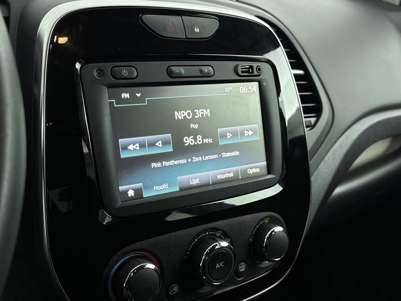 Renault CAPTUR 0.9 TCe Limited 90PK | Navigatie | Cruise Control | Parkeersensoren | Lichtmetalen Velgen