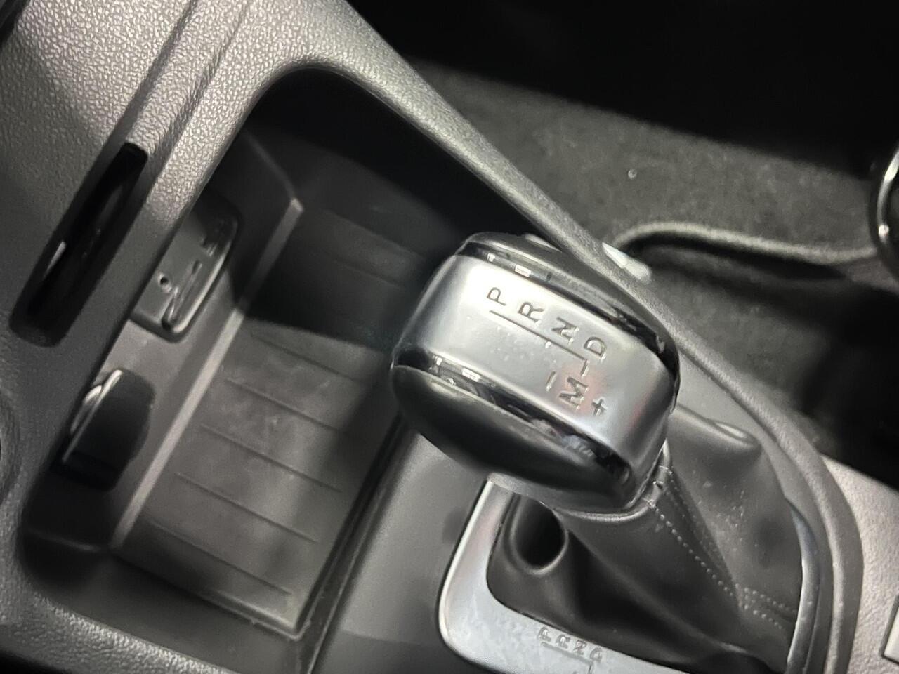 Renault CAPTUR 1.3 TCe 150 PK Intens AUTOMAAT