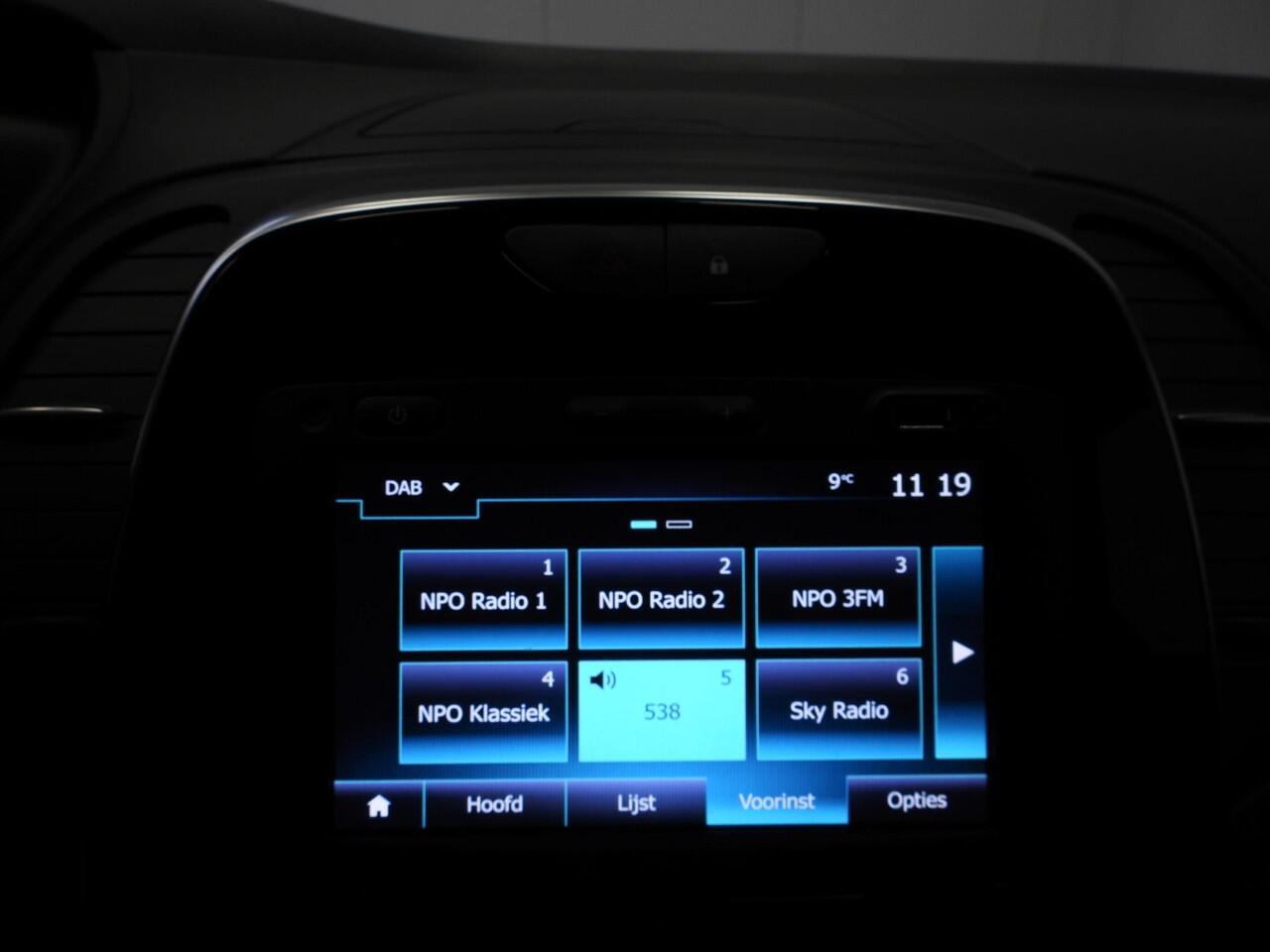 Renault CAPTUR 0.9 TCe Limited NAVI/AIRCO/CRUISE/PDC/16"LMV!