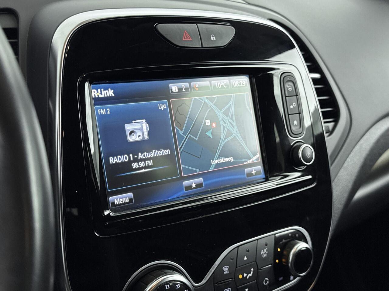 Renault CAPTUR 1.3 TCe 130Pk Intens | Navigatie | Apple & Android Caplay | Parkeersensoren Voor & Achter | Achteruitrijcamera | Trekhaak | Climate Control | Parkeerassistent