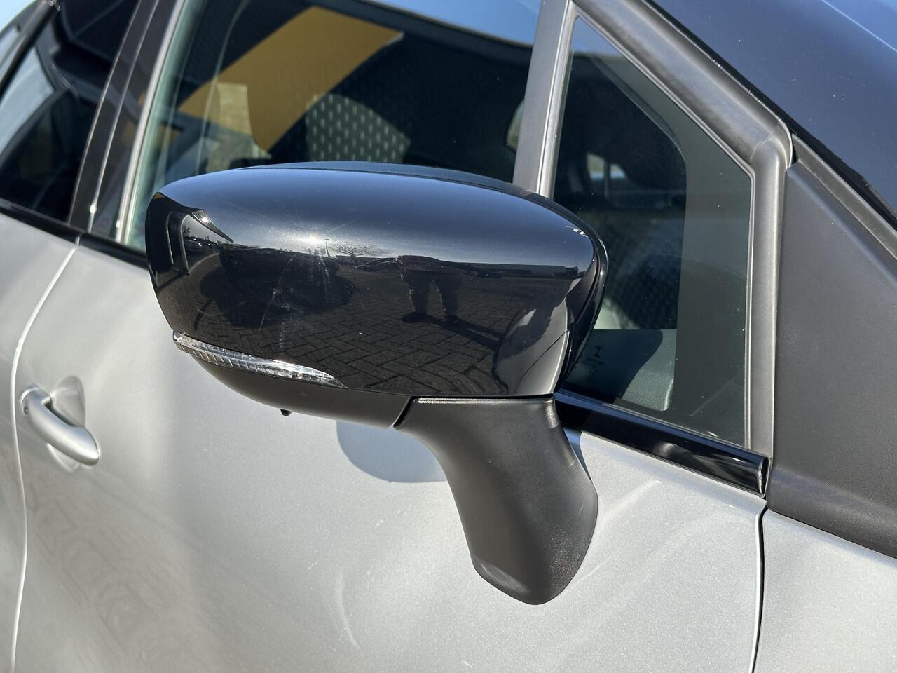 Renault CAPTUR TCe 130 Intens l AUTOMAAT l two-tone l achteruitrijcamera