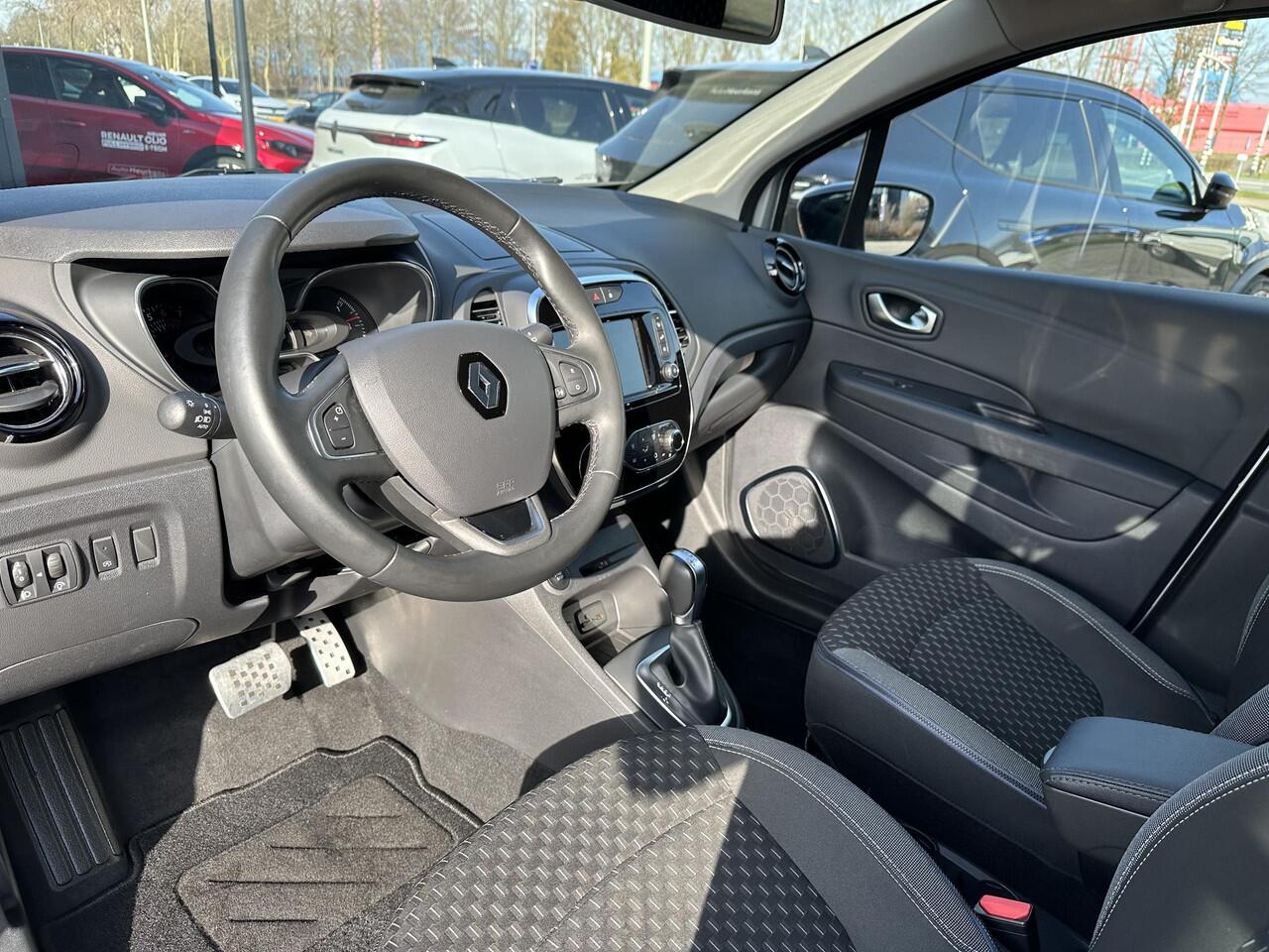 Renault CAPTUR TCe 130 Intens l AUTOMAAT l two-tone l achteruitrijcamera