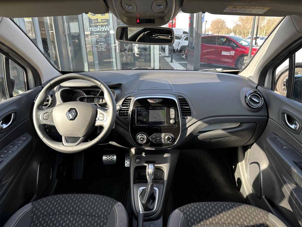 Renault CAPTUR TCe 130 Intens l AUTOMAAT l two-tone l achteruitrijcamera