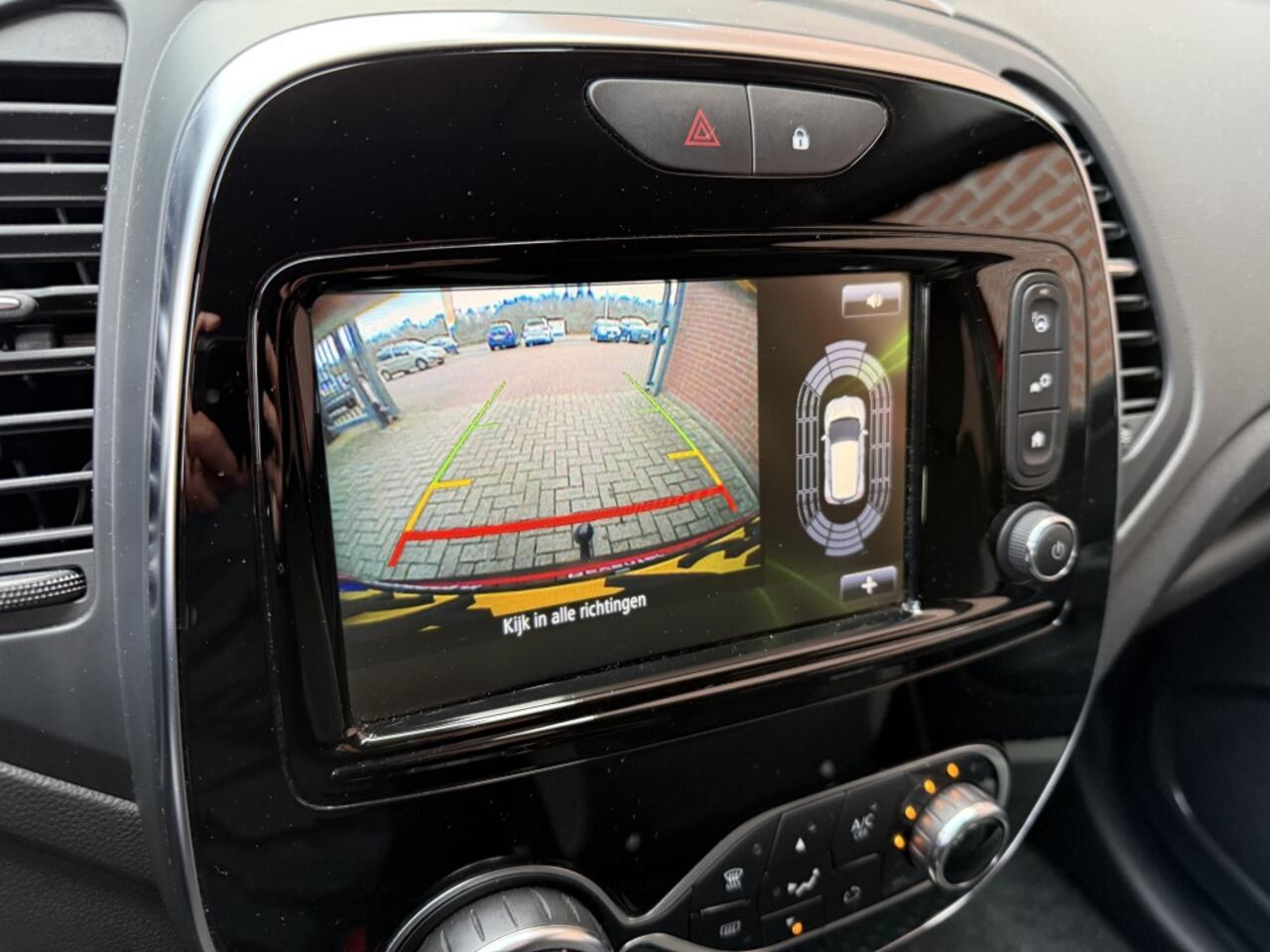 Renault CAPTUR 0.9 TCe Intens NAVI CLIMA CRUISE CAMERA PDC TREKHAAK
