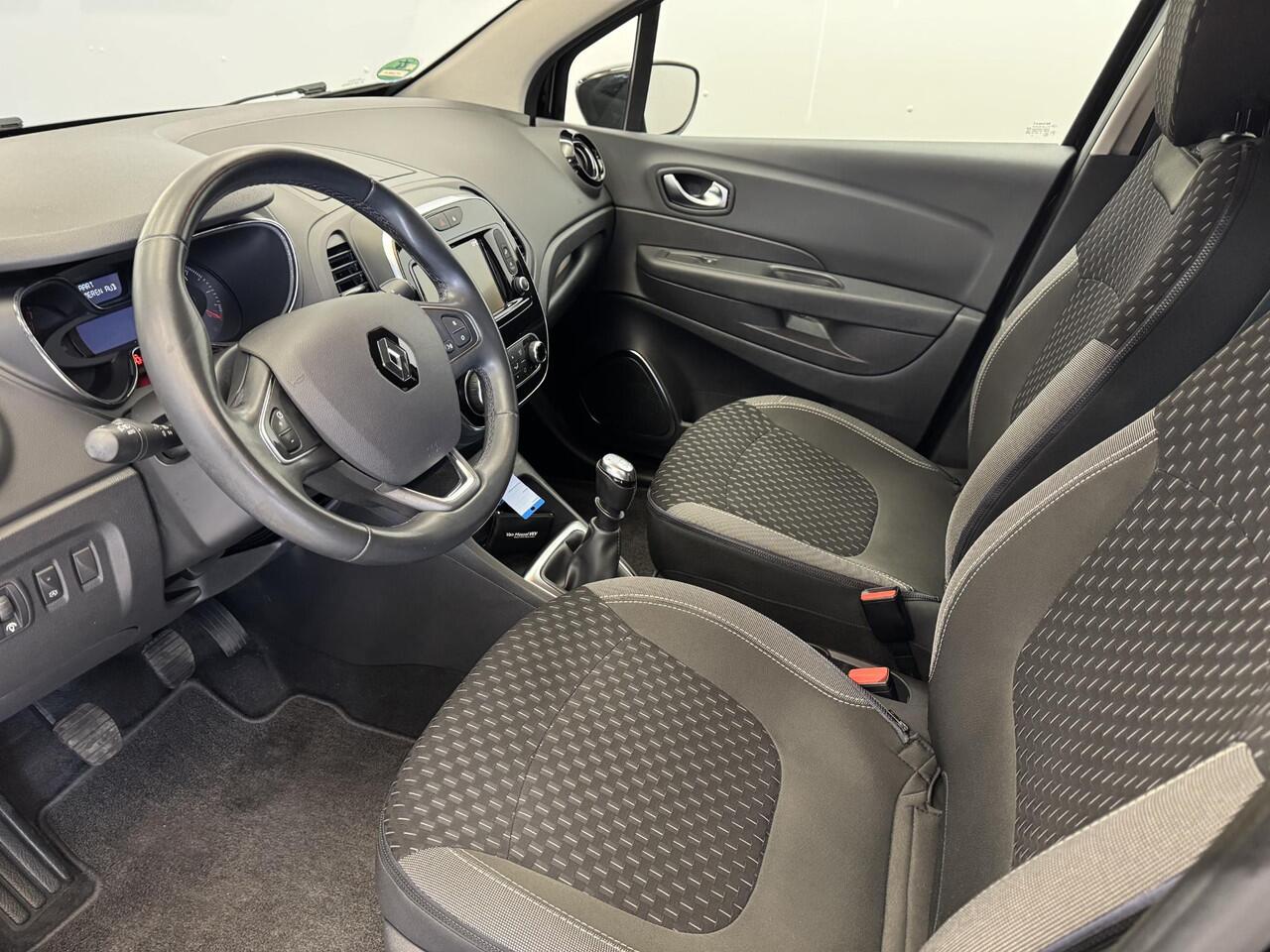 Renault CAPTUR 1.3 TCe 140Pk Intens | Trekhaak | 1e eigenaar | NL Auto | Rijklaarprijs