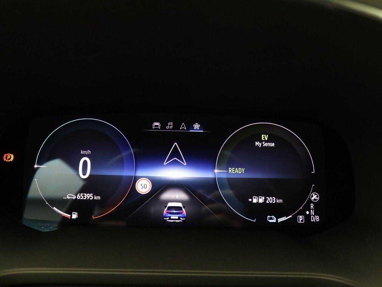 Renault CAPTUR 1.6 E-Tech Plug-in Hybrid Edition One 160PK Aut. Achteruitrijcamera, Navi, Cruise Controle, Climate Controle, Keyless, Trekhaak, 18" LM Velgen