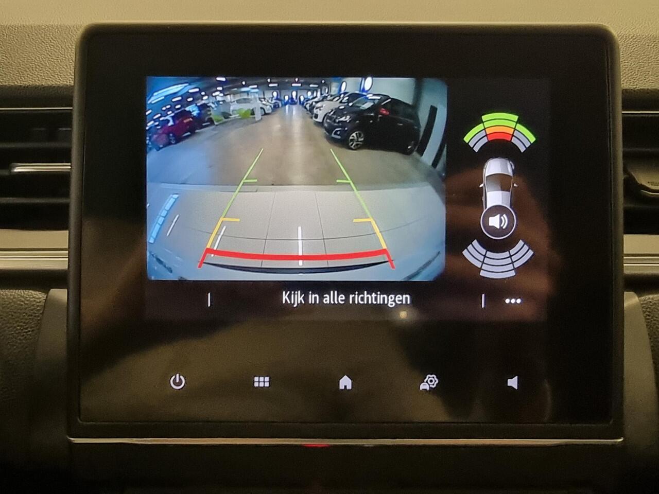 Renault CAPTUR 1.3 TCe 130 Intens | Navigatie | Achteruitrijcamera | Parkeersensoren |