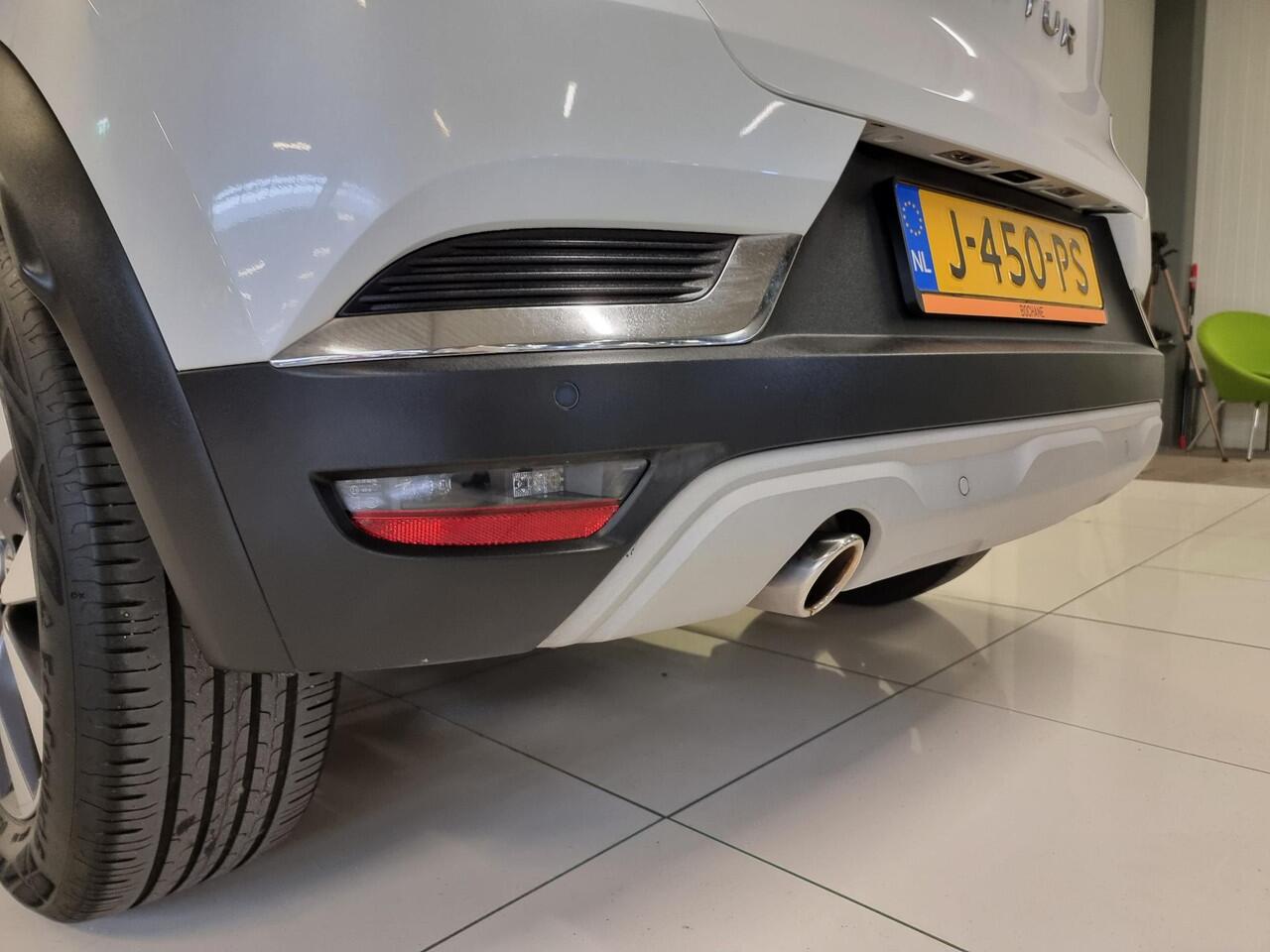 Renault CAPTUR 1.3 TCe 130 Intens | Navigatie | Achteruitrijcamera | Parkeersensoren |