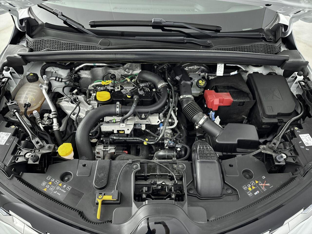 Renault CAPTUR 1.0 TCe Intens 100PK | Trekhaak | Achteruitrijcamera | Parkeersensoren | Navigatie | Climate Control | Lichtmetalen velgen 17"