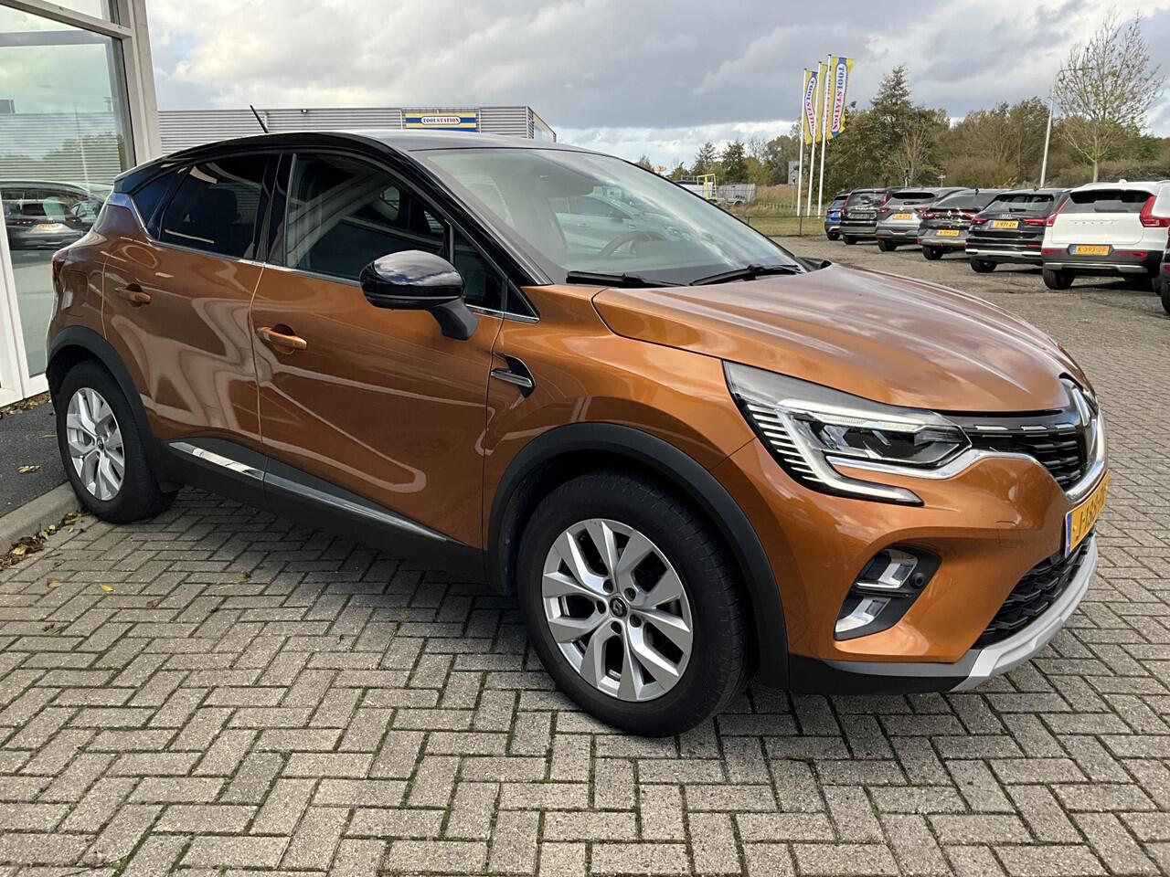 Renault CAPTUR 1.3 TCe 130 Intens Camera | Bose