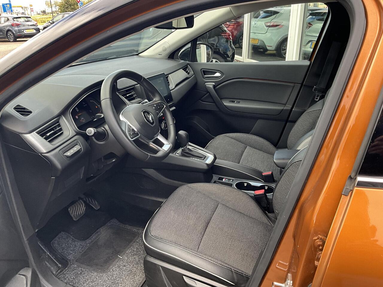 Renault CAPTUR 1.3 TCe 130 Intens Camera | Bose