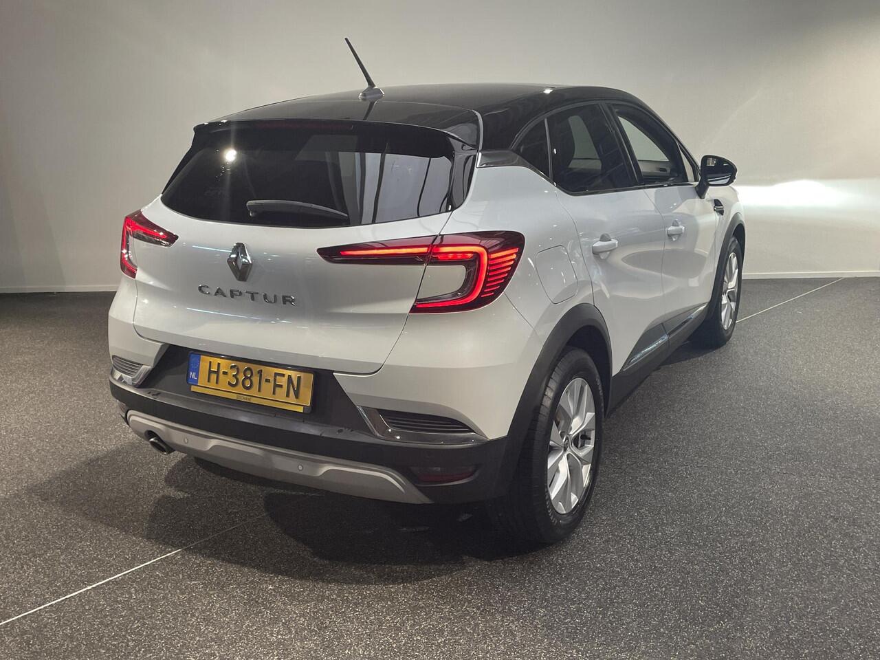 Renault CAPTUR 1.3 TCe 130 Intens Schuifdak | Climate controle | Navigatie