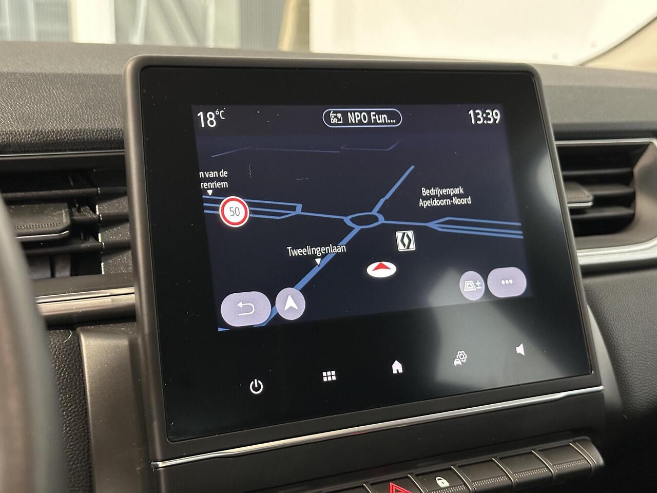 Renault CAPTUR 1.0 TCe 100 Intens NAVIGATIE | PARKEERSENSOREN ACHTER | LANE ASSIST | CRUISECONTROL