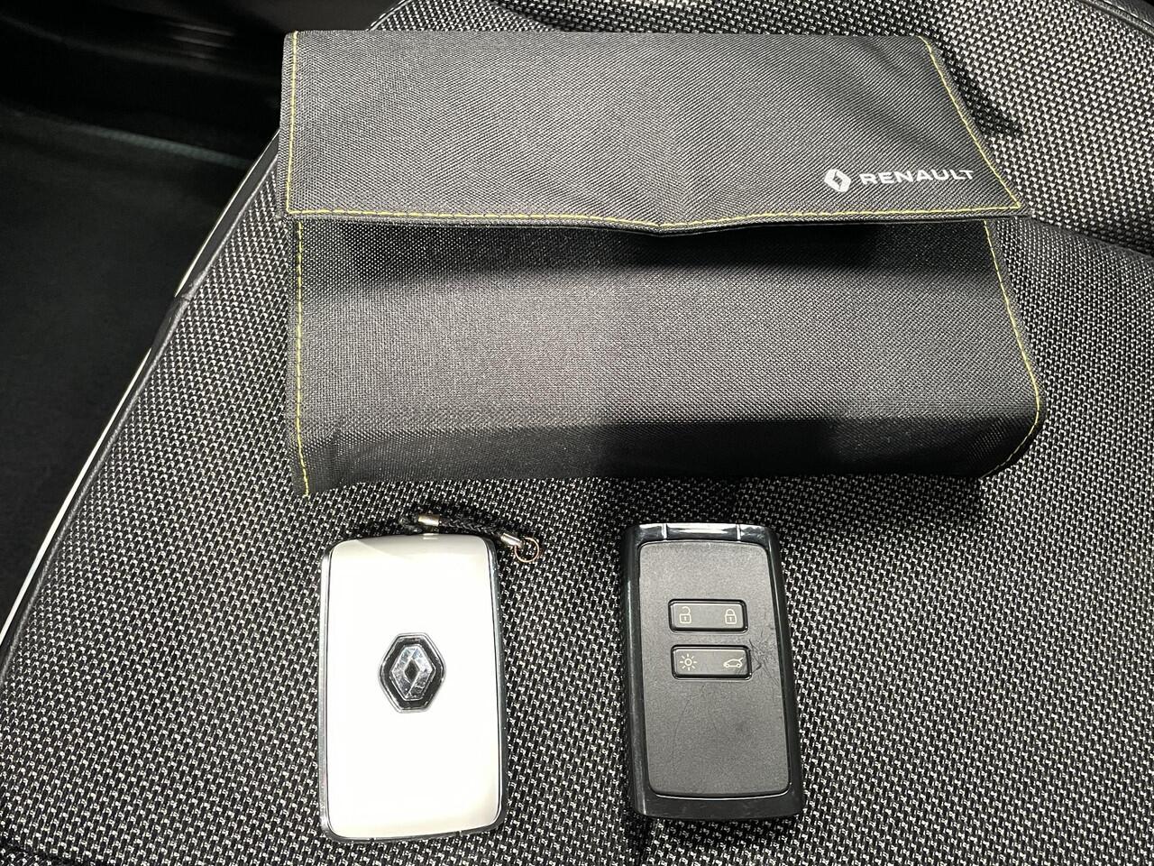 Renault CAPTUR 1.3 TCe 130 Intens | Groot Navigatie | Cruise controle adaptief