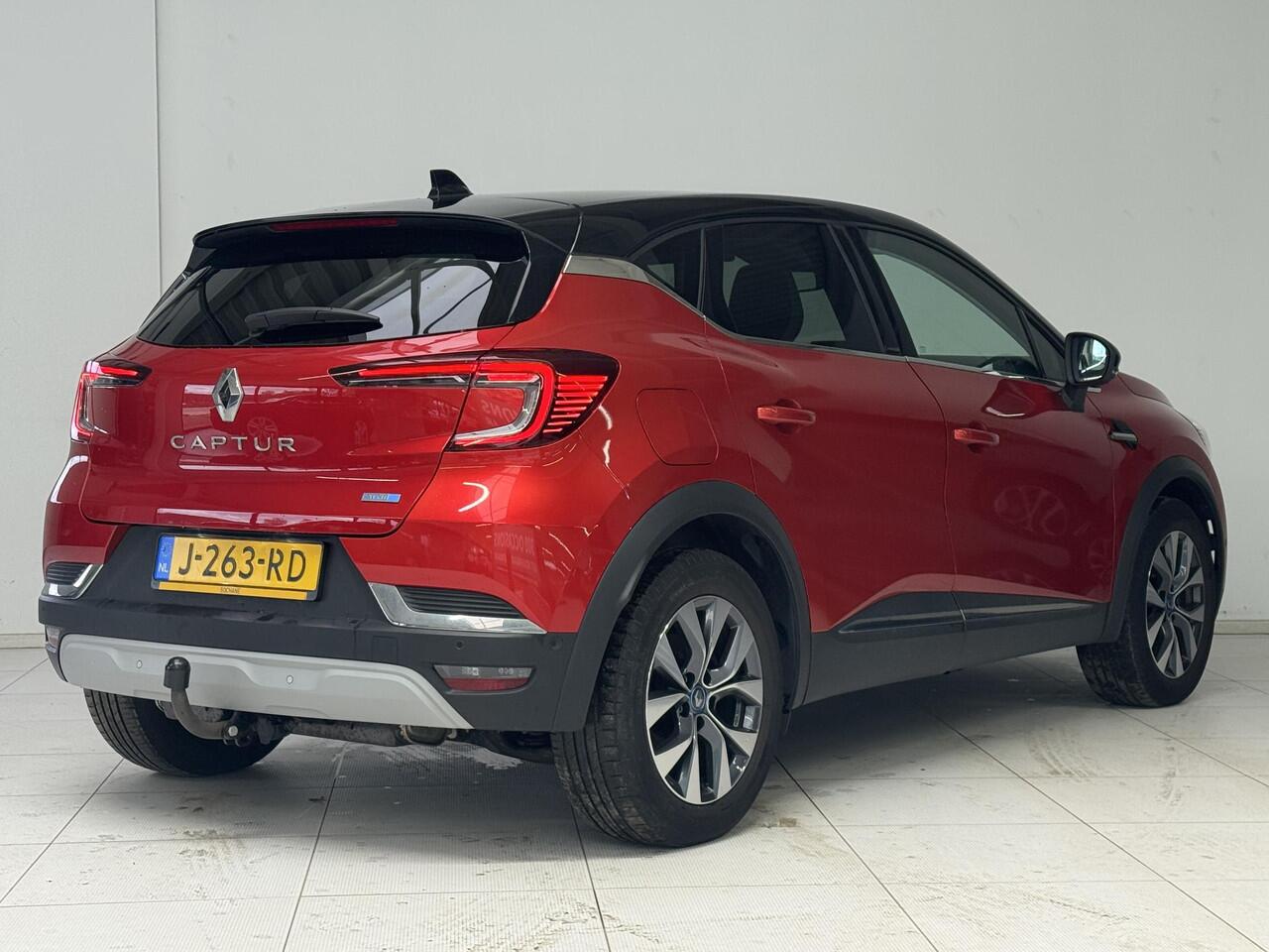 Renault CAPTUR 1.6 E-Tech Plug-in Hybrid 160 Intens | Clima | Navi | Camera | Trekhaak