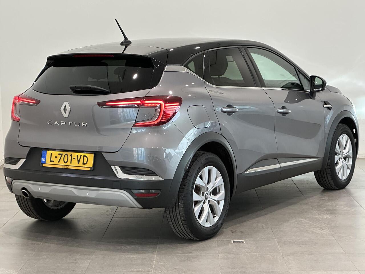 Renault CAPTUR 1.0 TCe 100 Intens | Navigatie | Climate Control | Cruise Control | Parkeersensoren | Lichtmetalen velgen 17" | Apple Carplay/Android Auto