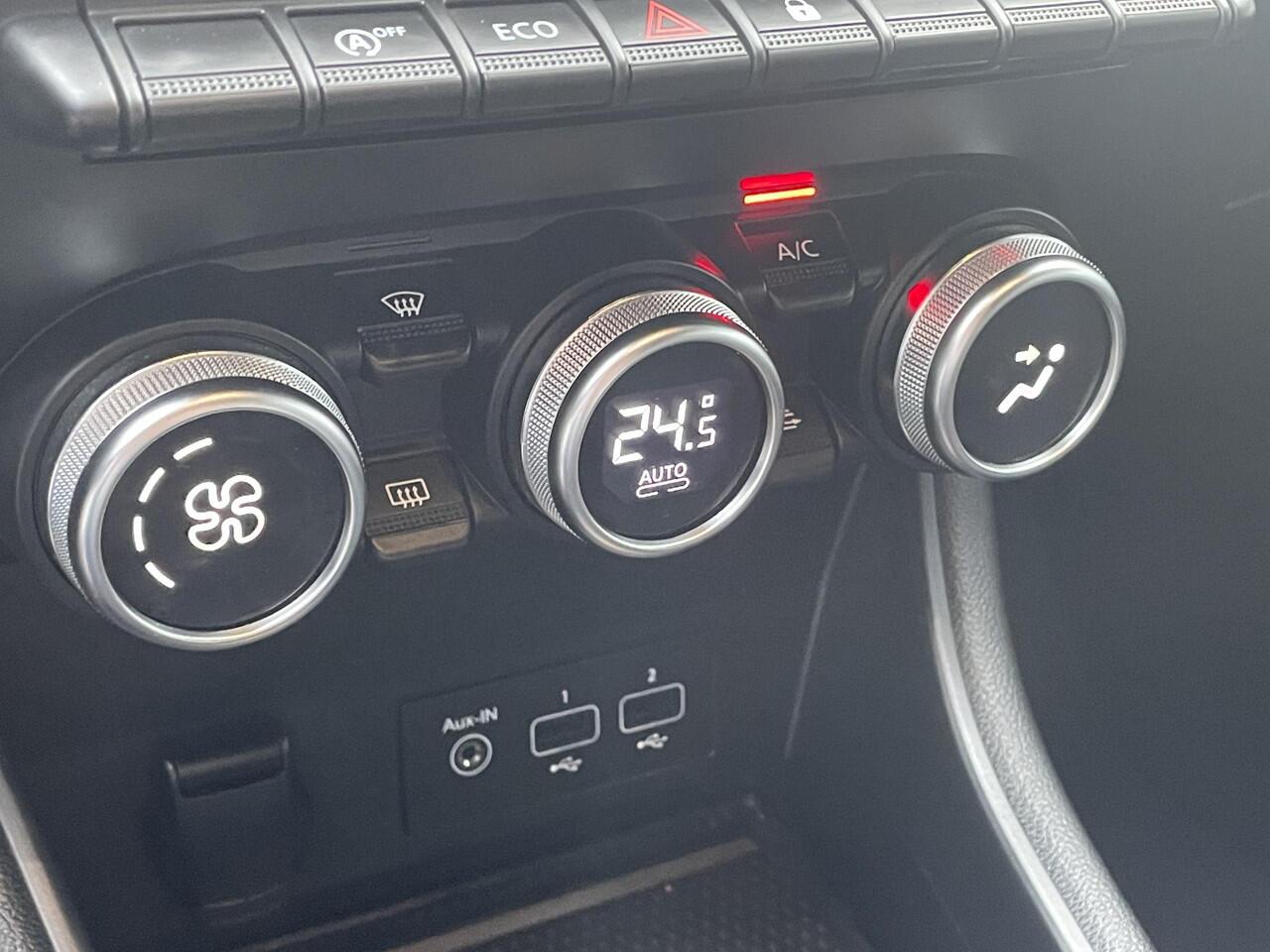 Renault CAPTUR 1.0 TCe 100 Intens | Trekhaak | Bochane onderhouden | Camera |