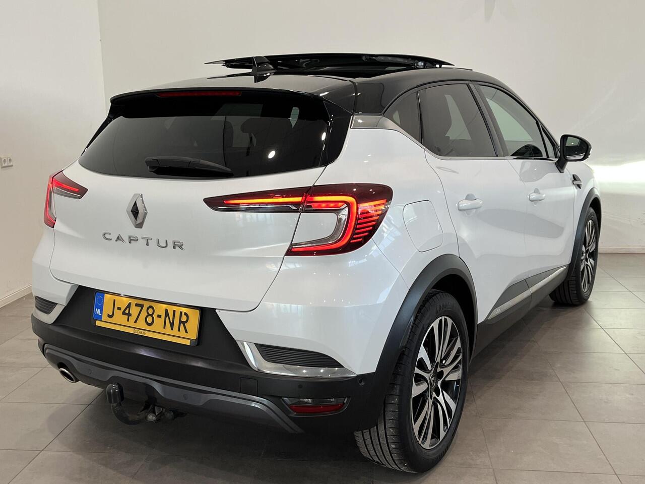 Renault CAPTUR 1.3 TCe 155 EDC Initiale Paris | Trekhaak | Panoramadak | Leder | Navigatie 9,3" | Climate Control | Cruise Control | Lichtmetalen velgen 18" | Apple Carplay/Android Auto