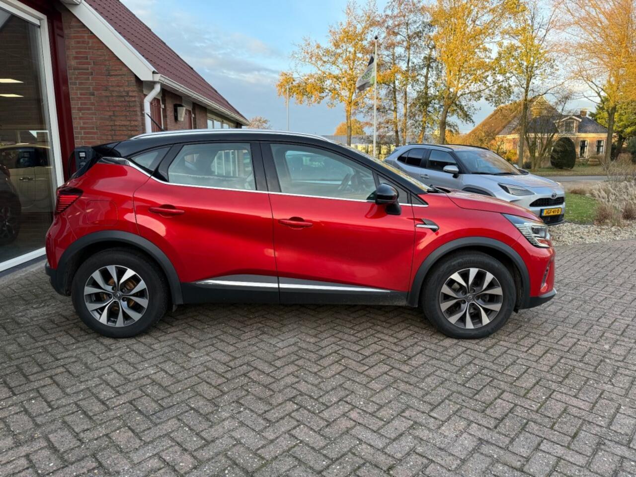 Renault CAPTUR 1.3 TCE INTENS AUTOMAAT