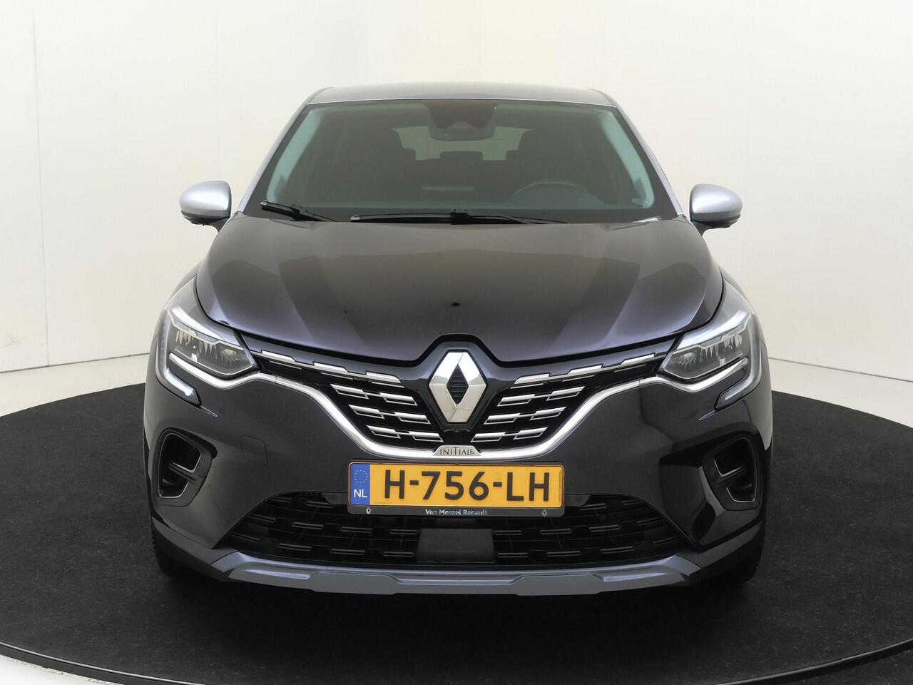 Renault CAPTUR 1.3 TCe 130PK Initiale Paris | Trekhaak | Lederen Bekleding | Stoel- & Stuurwielverwarming | BOSE Premium Sound | 360-graden Camera | Adaptieve Cruise Control incl. Stuurhulp | 9,3" Full-Map Navigatie | Apple Carplay & Android Auto
