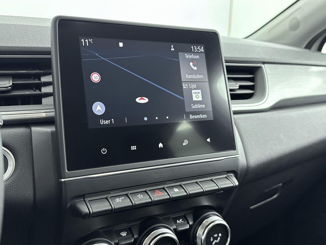 Renault CAPTUR 1.0 TCe 100 Intens | Parkeersensoren | Climate Control | Lichtmetalen Velgen | Cruise Control | Apple CarPlay & Android Auto