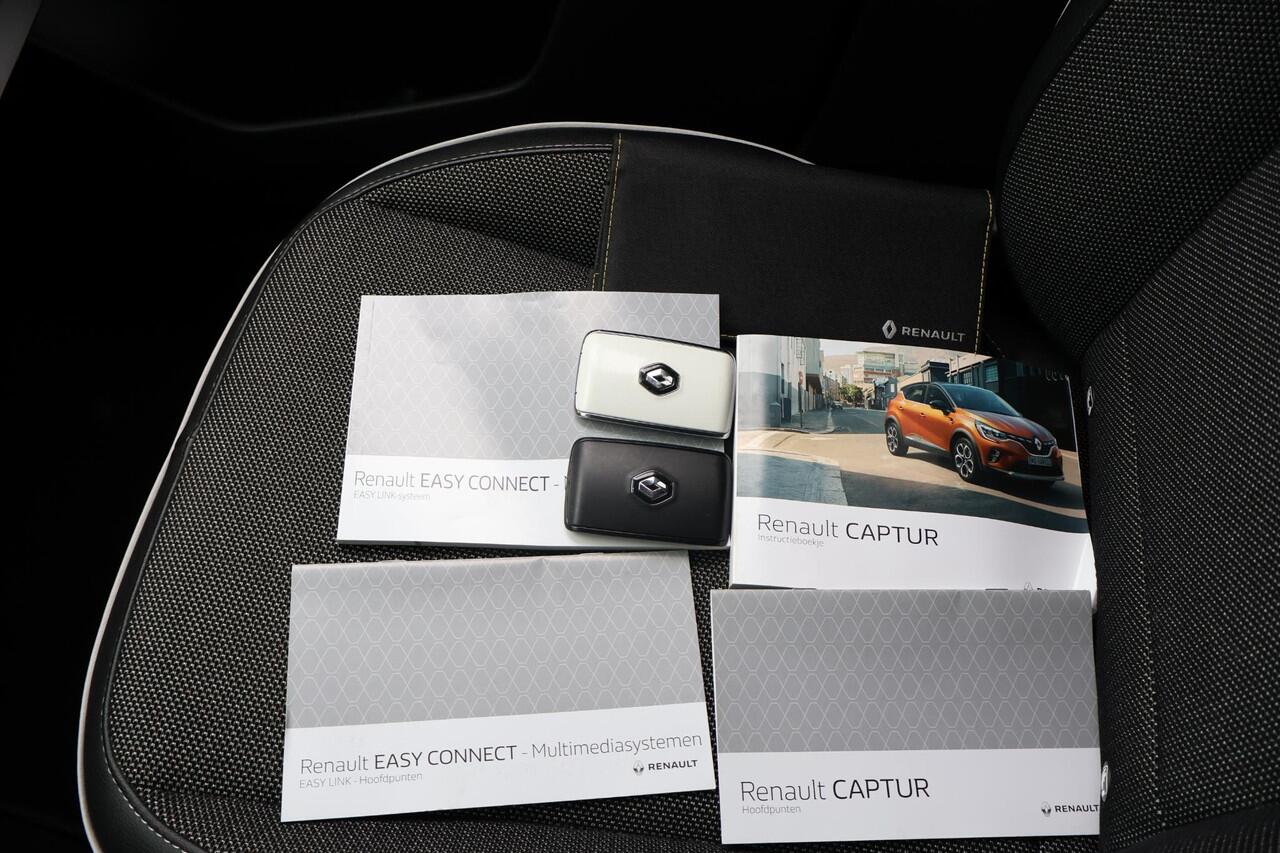 Renault CAPTUR 1.0 TCe 100 Intens 1 Eigenaar | NL-Auto | Volledig Onderh | BTW | Two-Tone | Carplay | Navi | Climate | Cruise | Bots | Multi Media | Multi Sense | Keyless | PDC