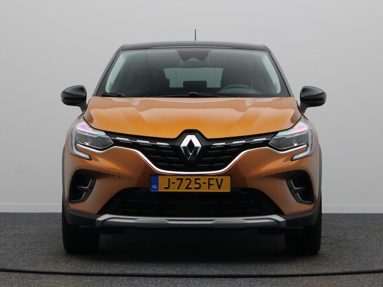 Renault CAPTUR TCe 130pk Intens | Climate control | Achteruitrijcamera | Adaptieve cruise control | Stuur verwarming | Dodehoek detectie |