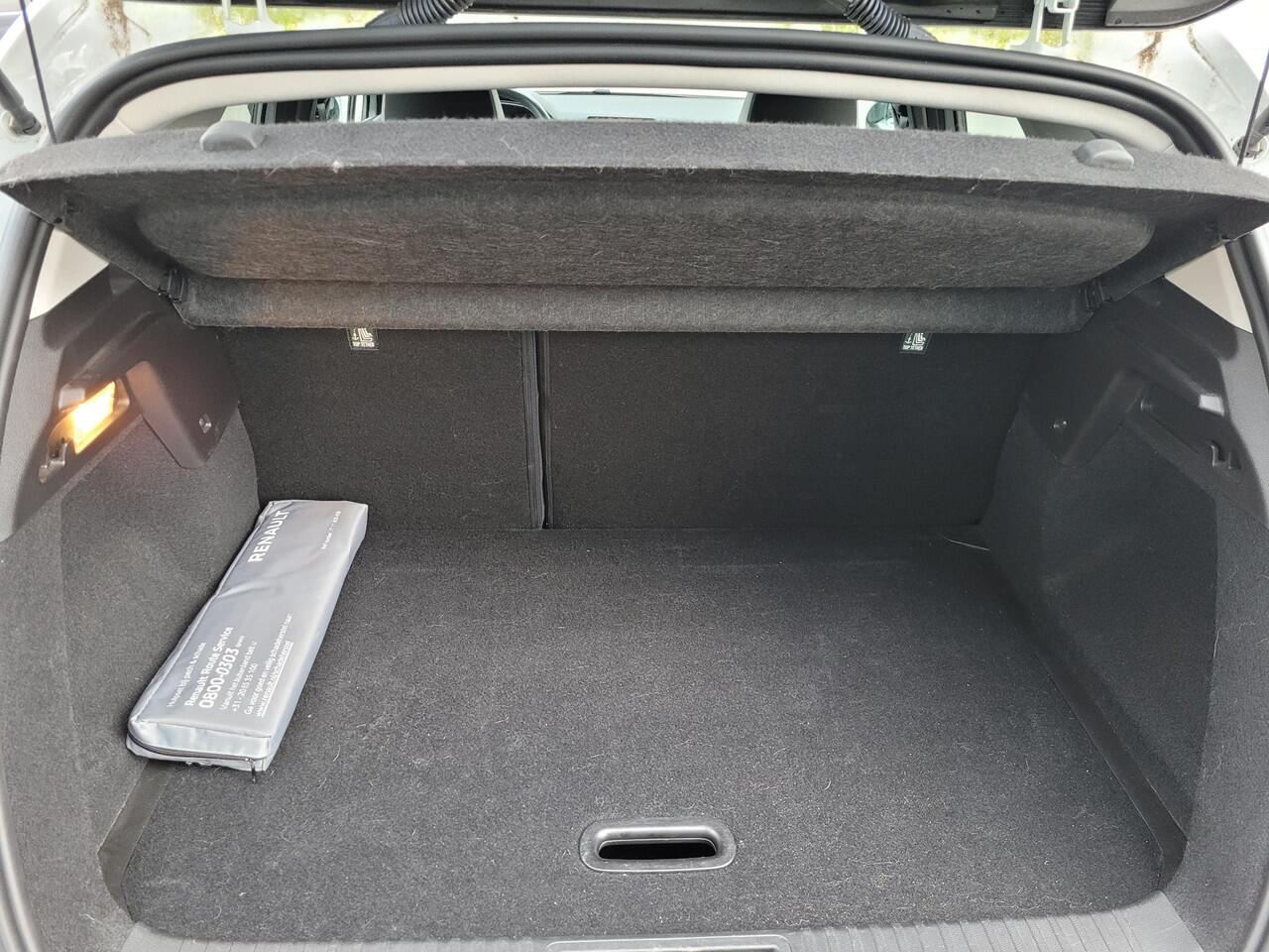 Renault CAPTUR 1.0 TCe 100 Intens (Hoge Zit) | 1e Eigenaar | Dealer Onderhouden | Navigatie+Camera