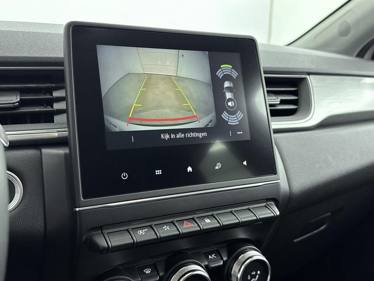 Renault CAPTUR 1.0 TCe 100 Intens | Achteruitrijcamera | Apple CarPlay/Android Auto | Cruise Control | Climate Control | Grootlichtassistent | Half-Leder | Keyless |