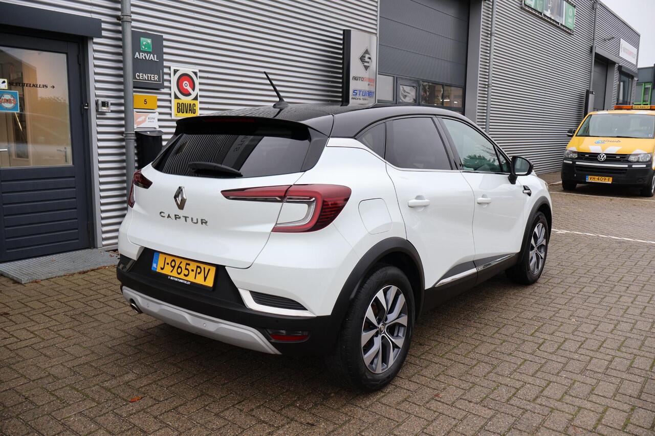 Renault CAPTUR 1.0 TCe 100 Intens 1 Eigenaar | NL-Auto | Volledig Onderh | BTW | Two-Tone | Carplay | Navi | Climate | Cruise | Bots | Multi Media | Multi Sense | Keyless | PDC