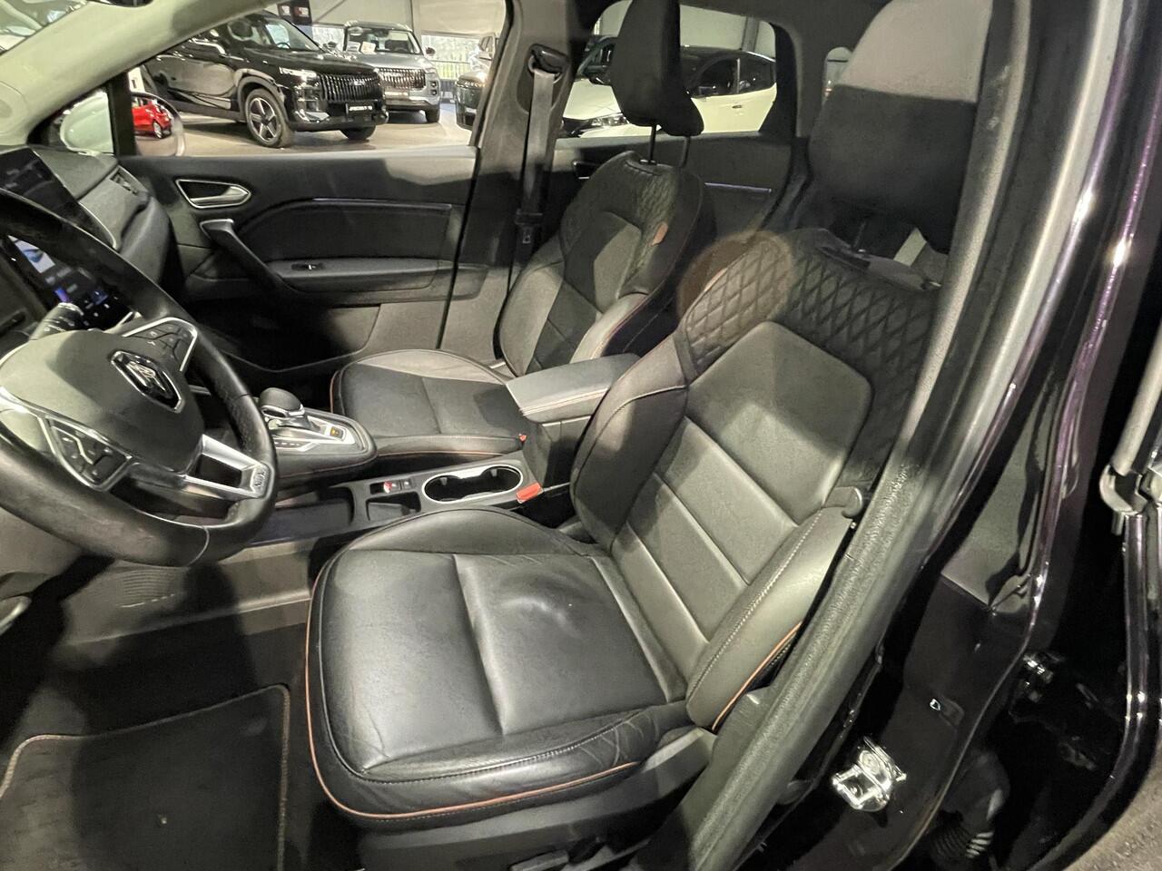 Renault CAPTUR 1.3 TCe 130 Initiale Paris | Leder | Panoramadak | Stoel + Stuurverarming | BOSE-Audiosysteem | 360° Camera |