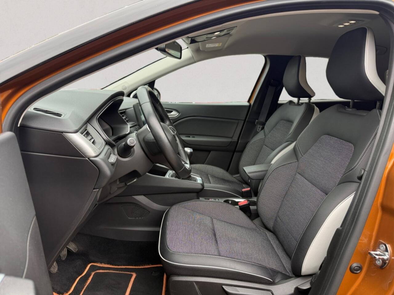 Renault CAPTUR 1.0 TCe Intens | navigatie | camera | two-tone