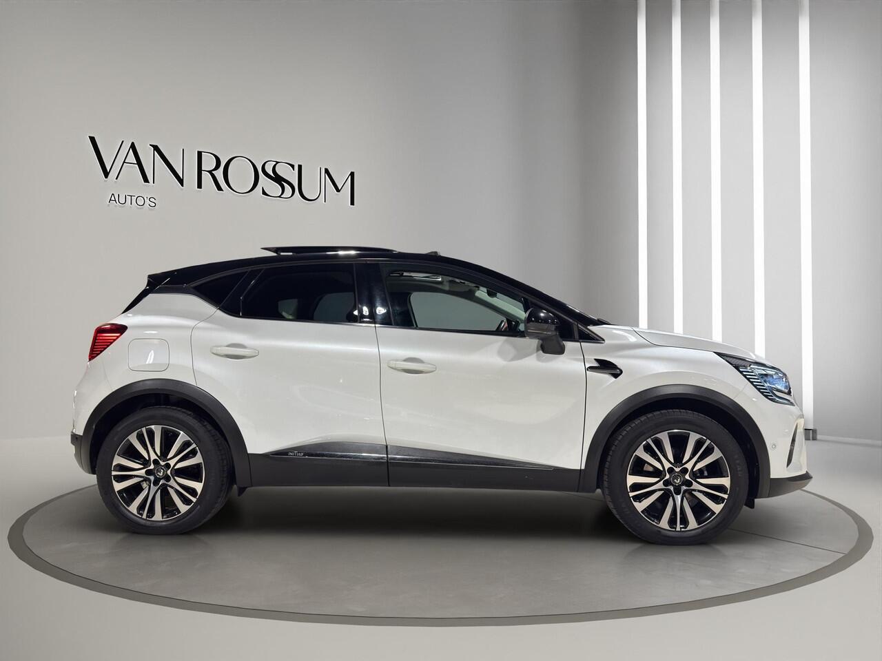 Renault CAPTUR E-TECH Plug-in Hybrid Initiale Panoramadak | Leder | Bose | 360 Camera | Two Tone Dak |