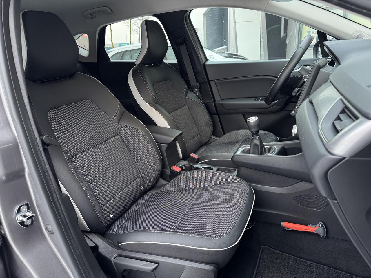 Renault CAPTUR 1.0 TCe 100 Intens