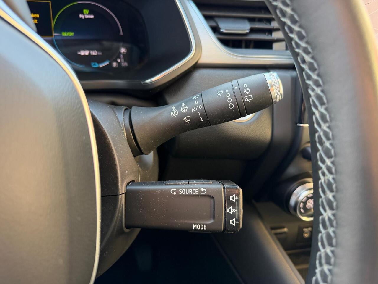 Renault CAPTUR E-Tech Plug-in Hybrid 160 Intens | Dealeronderhouden | KEYLESS ENTRY/START | CAMERA |