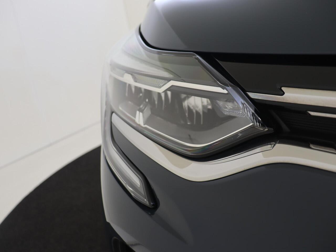 Renault CAPTUR 1.0 TCe 100 Intens | Parkeersensoren | Airco | Navigatie