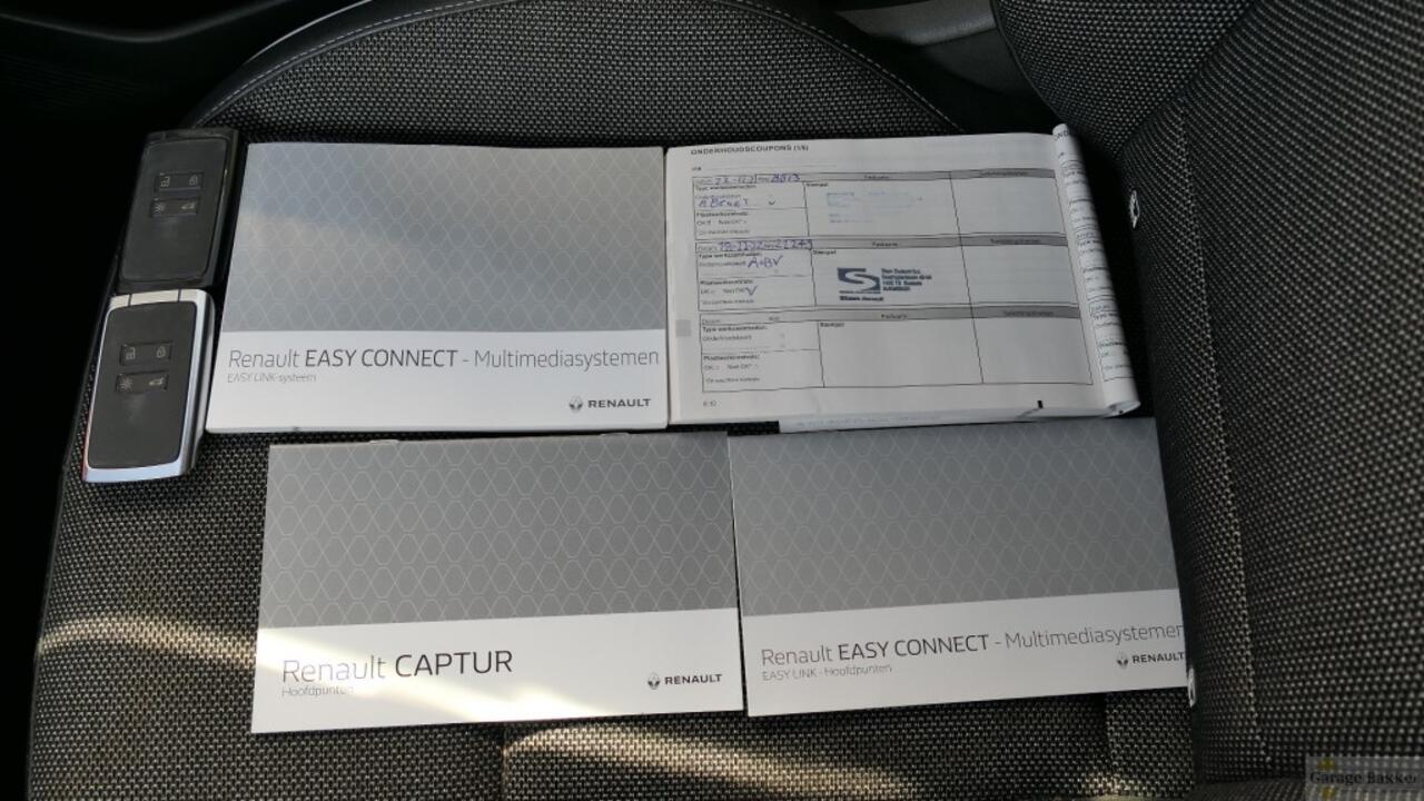 Renault CAPTUR TCe 130 EDC Automaat Intens