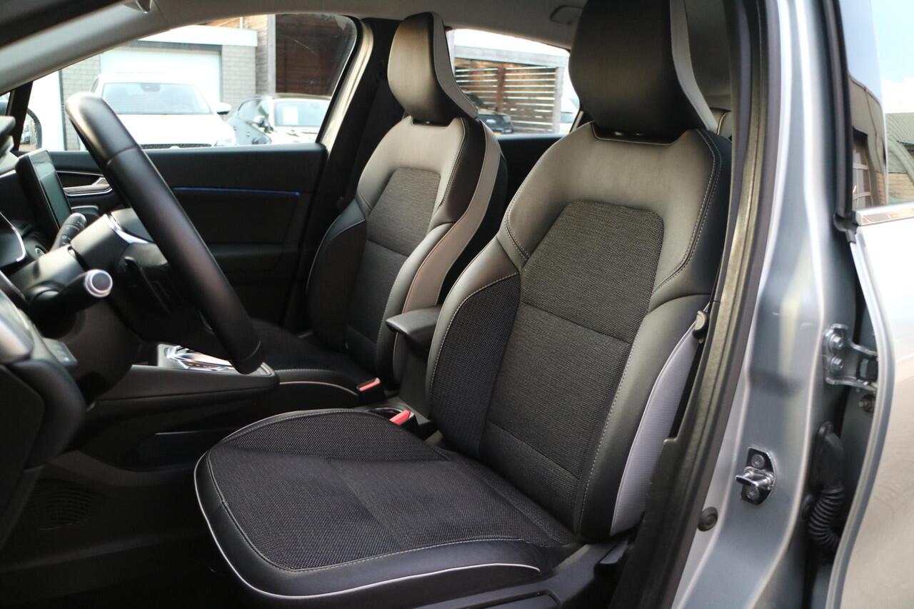 Renault CAPTUR 1.3 TCe 155 Intens | Automaat! | Trekhaak! | Camera |