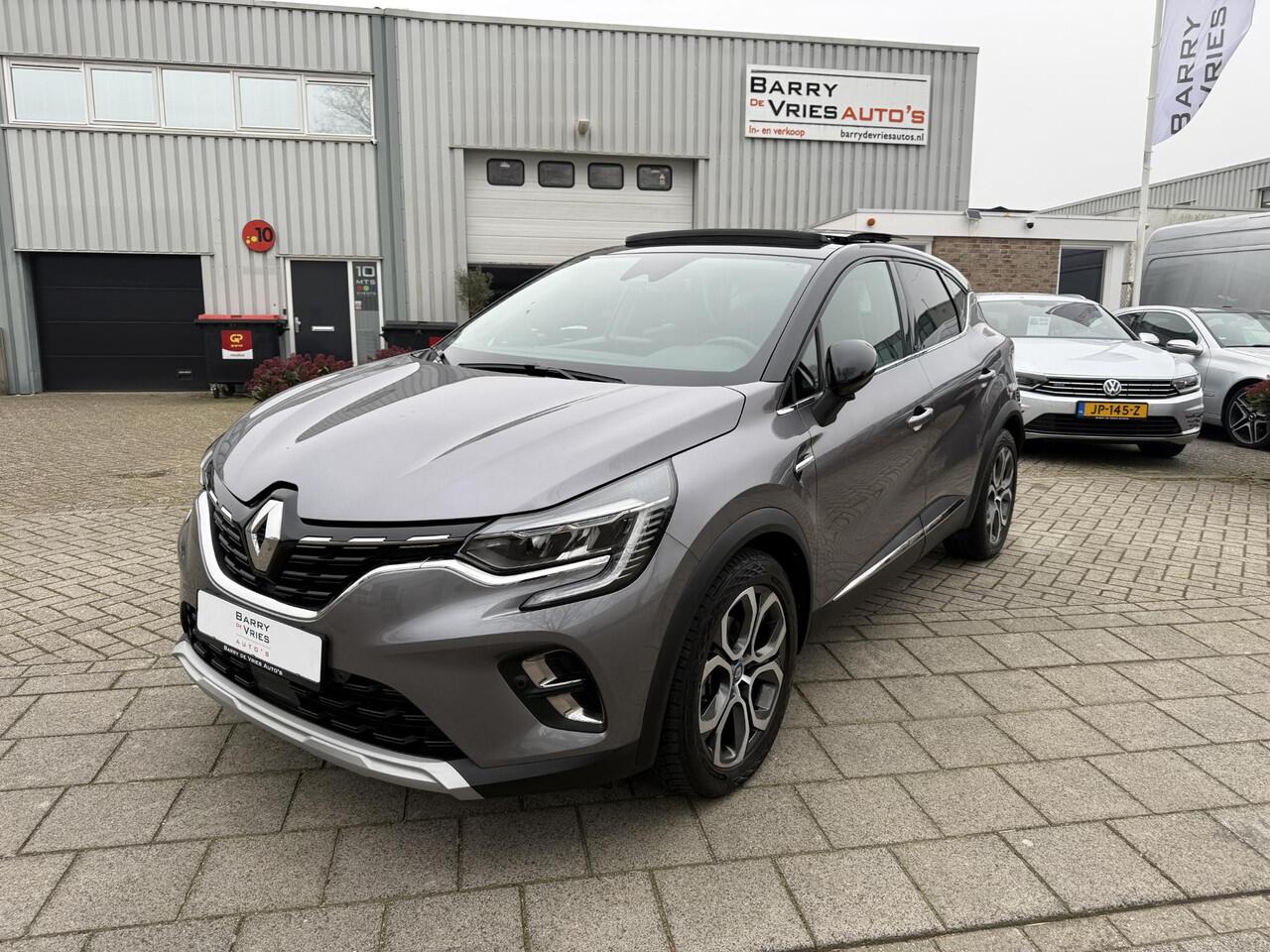 Renault CAPTUR 1.6 E-Tech Plug-in Hybrid 160 Intens | Schuifdak | Navigatie | Apple Carplay | Stuurwiel verwarming |