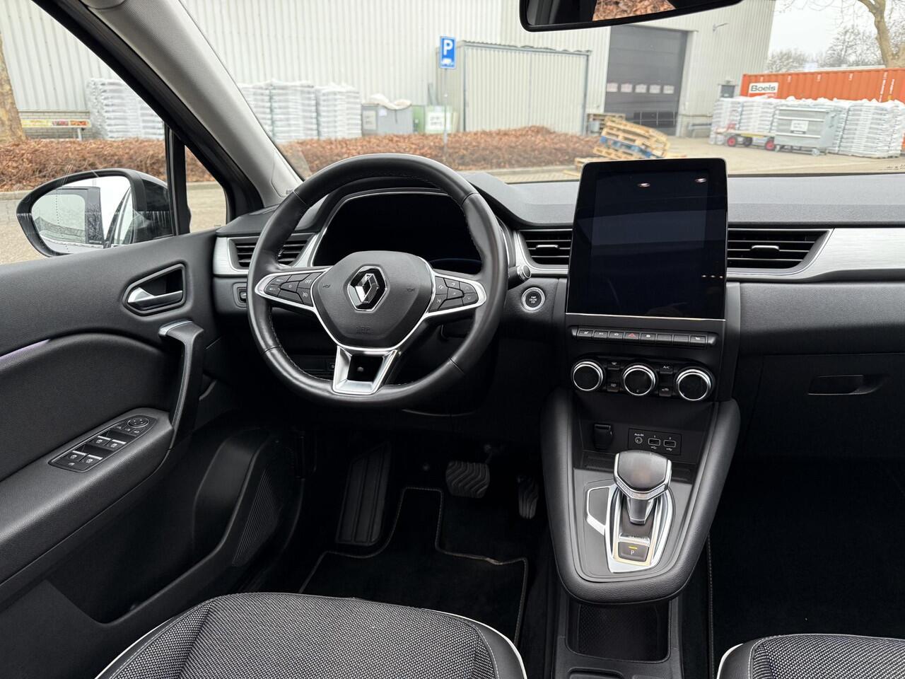 Renault CAPTUR 1.6 E-Tech Plug-in Hybrid 160 Intens | Schuifdak | Navigatie | Apple Carplay | Stuurwiel verwarming |