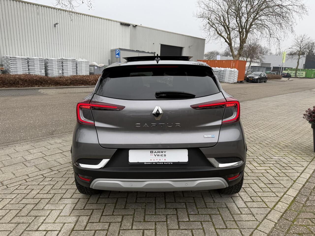 Renault CAPTUR 1.6 E-Tech Plug-in Hybrid 160 Intens | Schuifdak | Navigatie | Apple Carplay | Stuurwiel verwarming |
