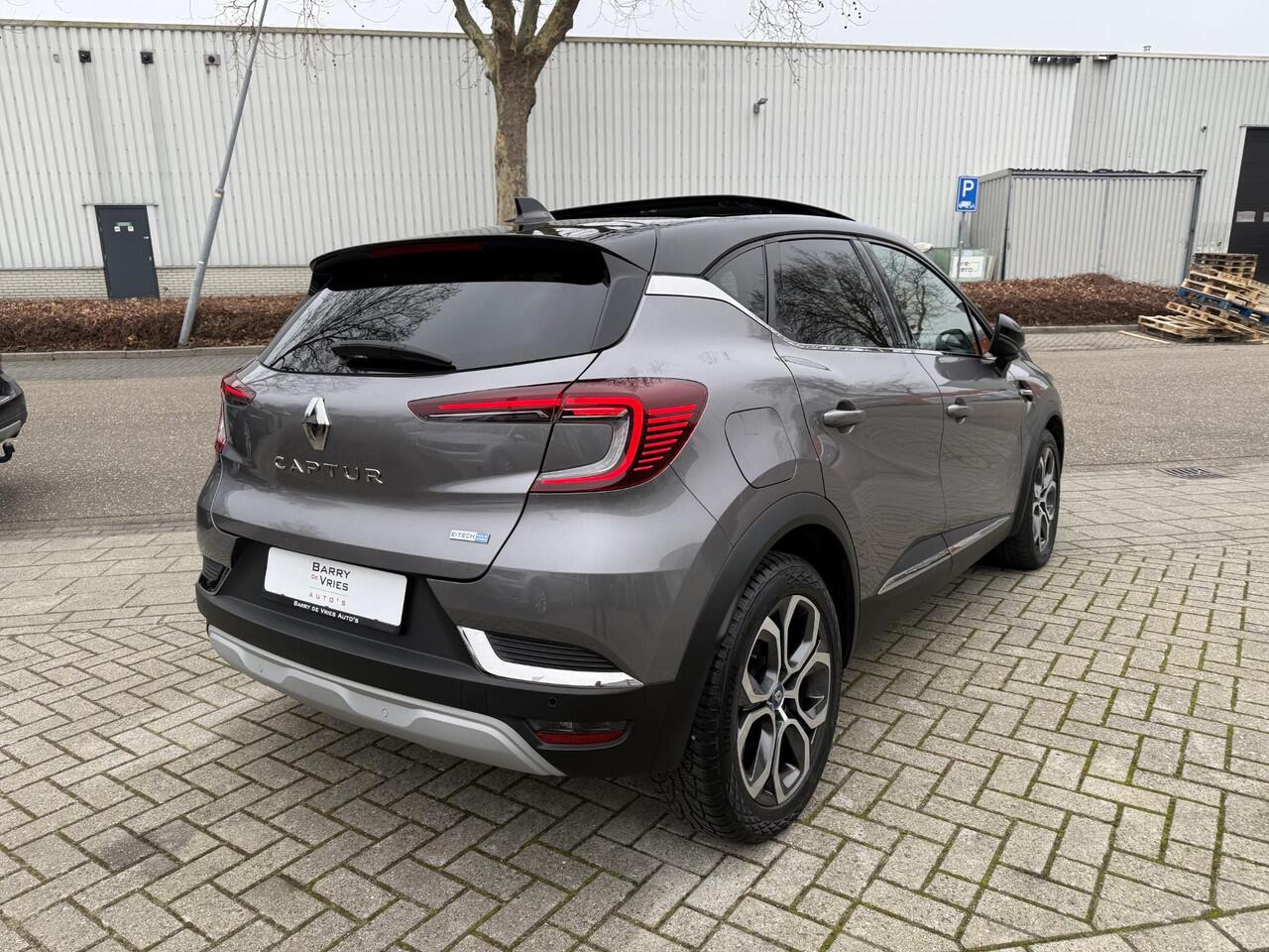 Renault CAPTUR 1.6 E-Tech Plug-in Hybrid 160 Intens | Schuifdak | Navigatie | Apple Carplay | Stuurwiel verwarming |
