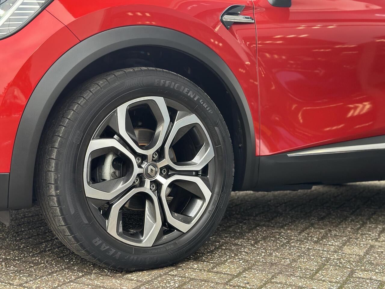 Renault CAPTUR 1.3 TCe 130 EDC Edition One | Dealeronderhouden | Lage kilometerstand | premium kleur rouge flamme | 9'3 inch multimediascherm | Hoge instap | Automaat |