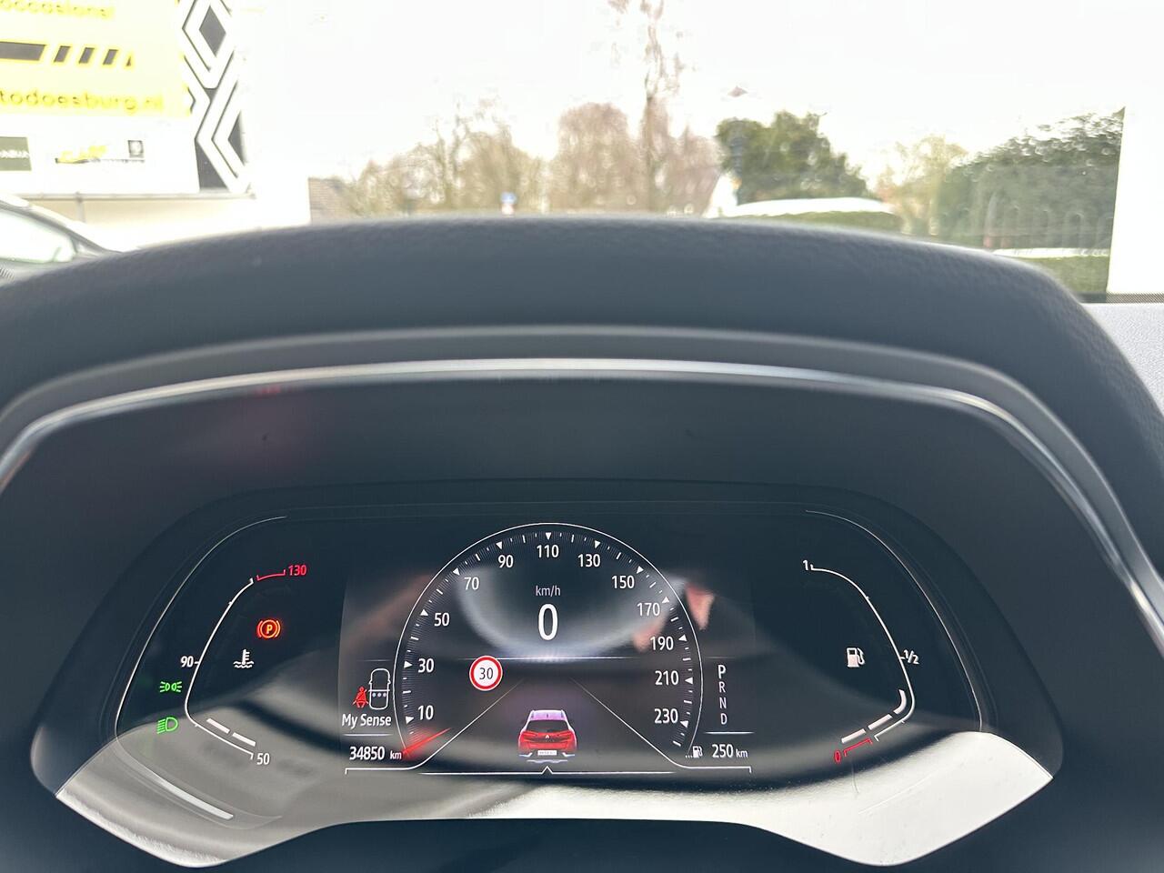 Renault CAPTUR 1.3 TCe 130 EDC Edition One | Dealeronderhouden | Lage kilometerstand | premium kleur rouge flamme | 9'3 inch multimediascherm | Hoge instap | Automaat |