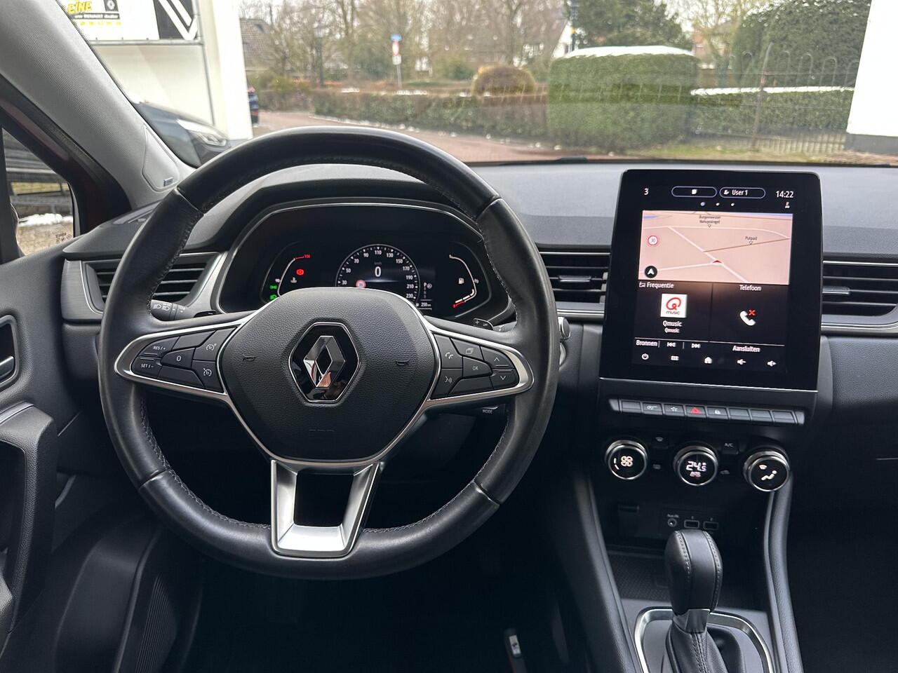 Renault CAPTUR 1.3 TCe 130 EDC Edition One | Dealeronderhouden | Lage kilometerstand | premium kleur rouge flamme | 9'3 inch multimediascherm | Hoge instap | Automaat |