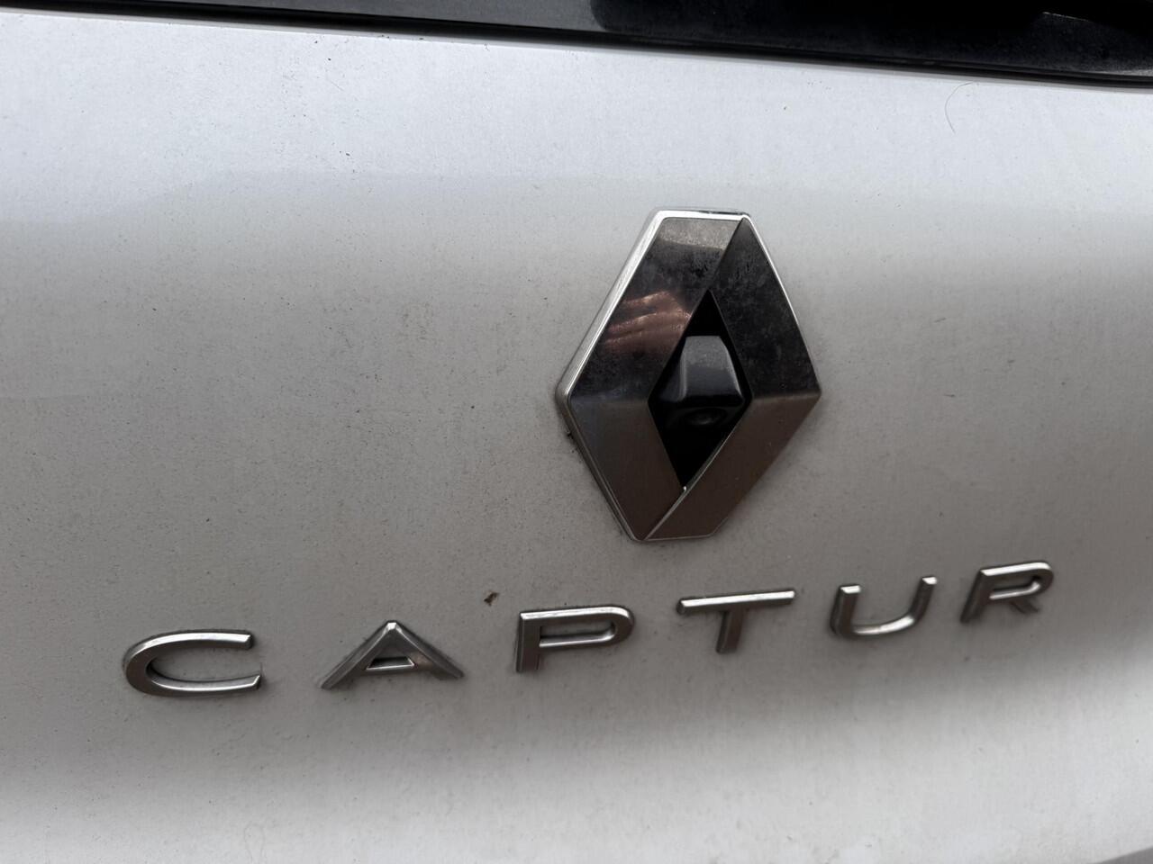 Renault CAPTUR 1.3 TCe 130 Intens+Pack Camera!!