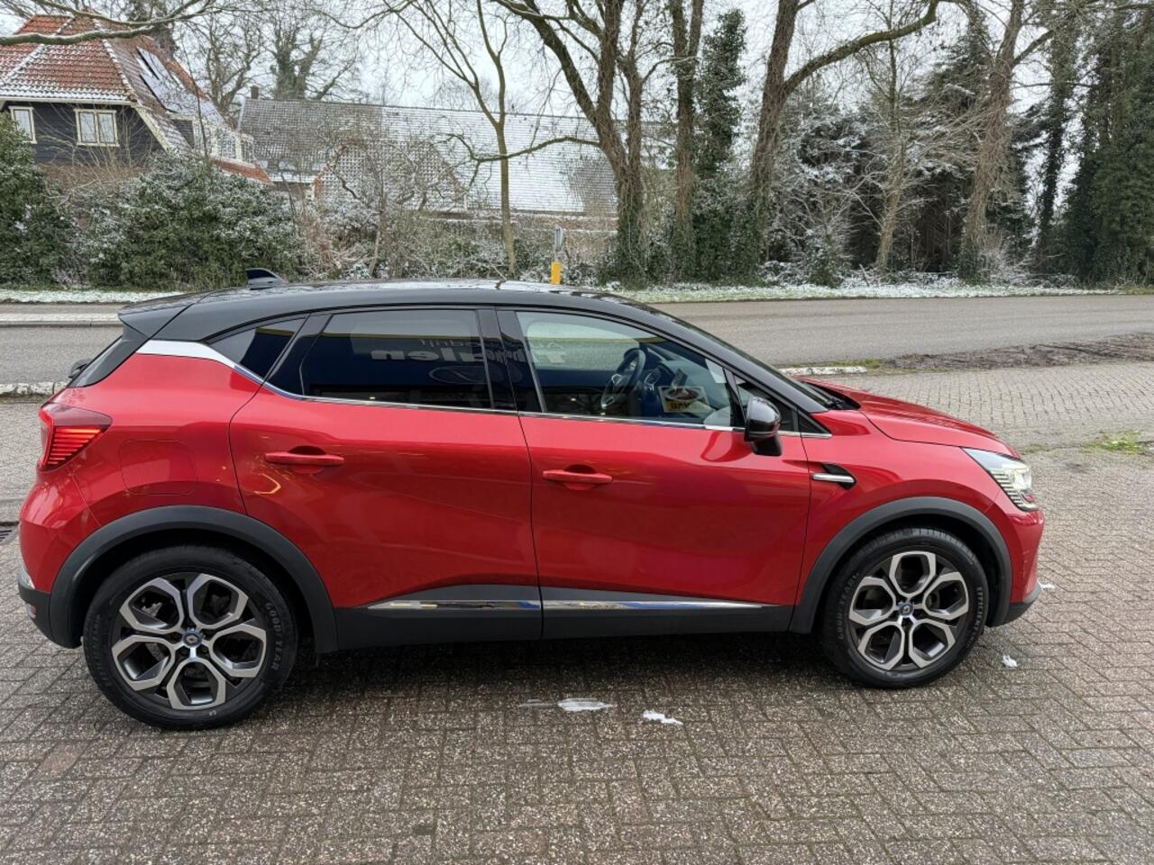 Renault CAPTUR 1.6 ET PH 160 Intens