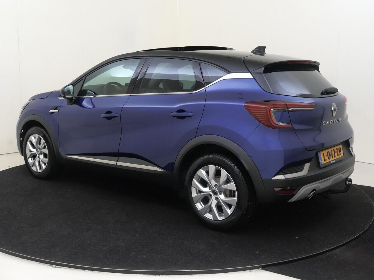 Renault CAPTUR 1.3 TCe 130 Initiale Paris Apple Carplay/Android Auto | Cruise control adaptief | Electronic climate control |LED koplampen | lichtmetalen velgen 18"| luxe lederen bekleding | navigatiesysteem full map | voorstoelen verwarmd